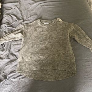 old navy sweater